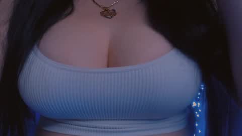 Hello I am kind friendly and cute girl online show from 5, 2, 2025
