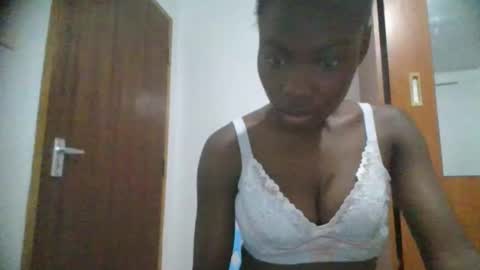 Snapshot of beller_anner chatting on 23, 9, 2025 beller_anner online show from 23, 9, 2025