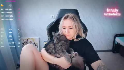 Snapshot of bellezza_ chatting on 7, 3, 2026 Your Annabelle Wolf online show from 7, 3, 2026