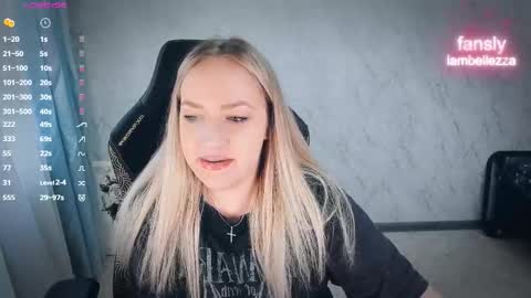 Snapshot of bellezza_ chatting on 17, 3, 2026 Your Annabelle Wolf online show from 17, 3, 2026