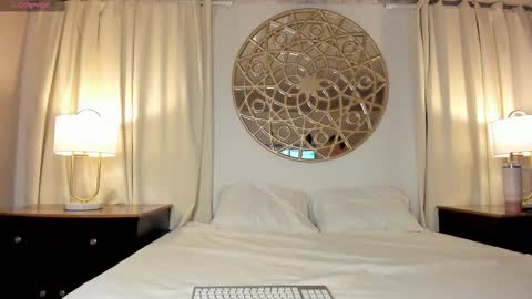 Snapshot of bellinda_21 chatting on 9, 11, 2025 Belinda online show from 9, 11, 2025