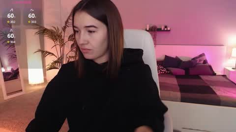 Snapshot of bellla_haddid chatting on 9, 9, 2025 Bella online show from 9, 9, 2025
