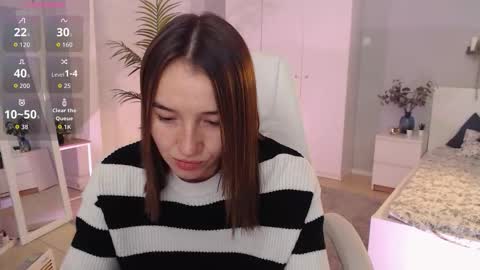Snapshot of bellla_haddid chatting on 22, 9, 2025 Bella online show from 22, 9, 2025