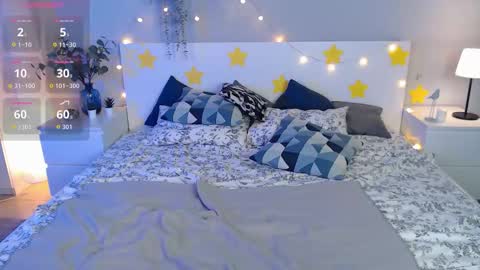 Snapshot of bellla_haddid chatting on 25, 9, 2025 Bella online show from 25, 9, 2025