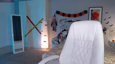 Bella online show from 30, 10, 2025