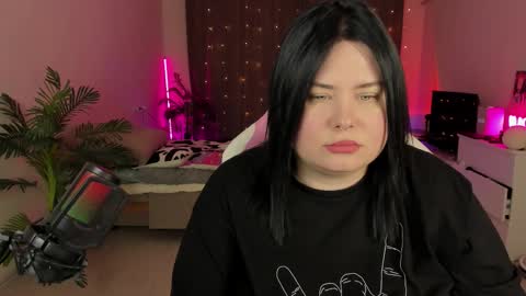 LinaBoo online show from 14, 10, 2025