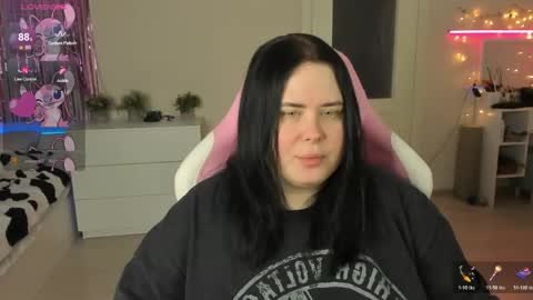 LinaBoo online show from 3, 6, 2026