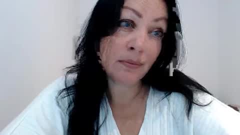 Snapshot of beluckynow chatting on 6, 5, 2026 beluckynow online show from 6, 5, 2026