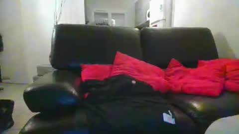 Snapshot of benbare13 chatting on 5, 11, 2025 benbare13 online show from 5, 11, 2025