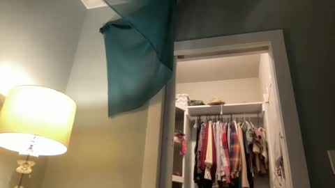 bendlikebecks online show from 6, 10, 2025