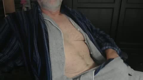 Snapshot of bendrinkin chatting on 28, 1, 2025 bendrinkin online show from 28, 1, 2025