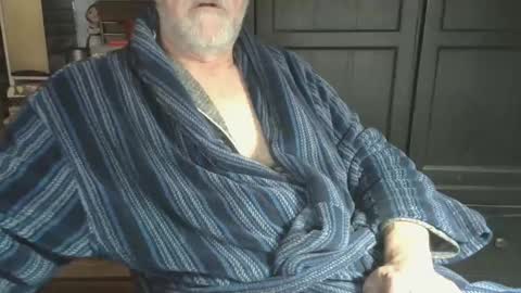 Snapshot of bendrinkin chatting on 2, 3, 2025 bendrinkin online show from 2, 3, 2025