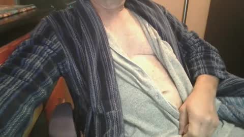 Snapshot of bendrinkin chatting on 9, 9, 2025 bendrinkin online show from 9, 9, 2025