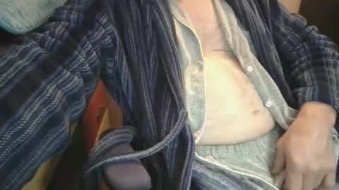 Snapshot of bendrinkin chatting on 25, 10, 2025 bendrinkin online show from 25, 10, 2025