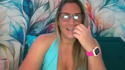 Snapshot of bendybecky69 chatting on 1, 2, 2025 Becky online show from 1, 2, 2025
