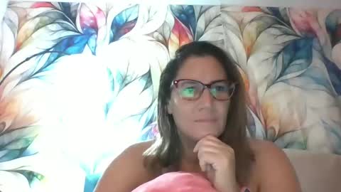 Becky online show from 19, 10, 2025