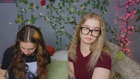 KENDALL  NATHAN online show from 19, 5, 2026
