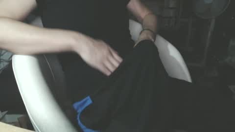 benijamin online show from 1, 12, 2024