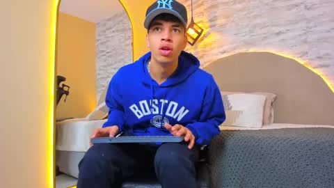 BENJAMIN online show from 4, 11, 2025