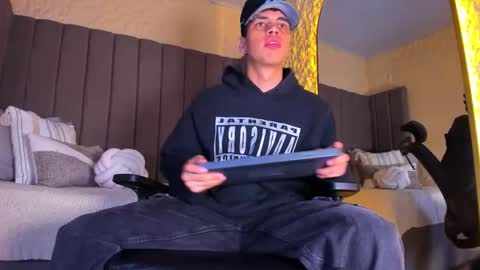 BENJAMIN online show from 19, 12, 2025