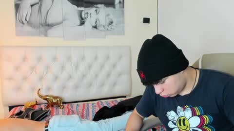 Snapshot of benjamintwink1 chatting on 3, 2, 2025 BENJAMIN online show from 3, 2, 2025