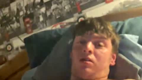 Snapshot of benji8901415164 chatting on 22, 12, 2025 benji8901415164 online show from 22, 12, 2025