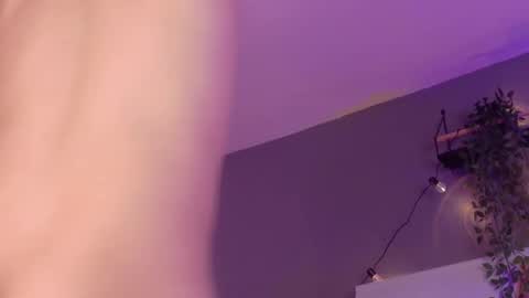 Snapshot of benjifiore_ chatting on 22, 10, 2025 BENJI FIORE online show from 22, 10, 2025