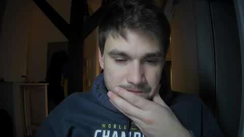 Snapshot of benjim69 chatting on 30, 10, 2025 benjim69 online show from 30, 10, 2025