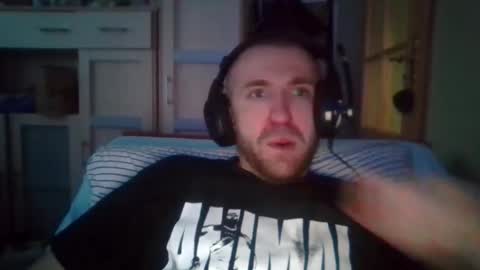 Snapshot of benko800 chatting on 30, 10, 2025 PM4PASSWORD online show from 30, 10, 2025