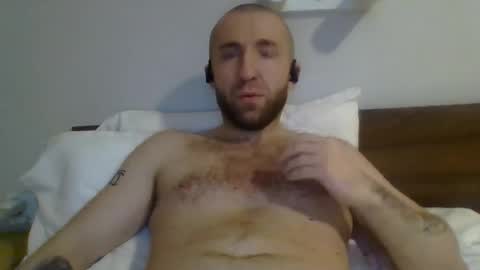 Snapshot of benko800 chatting on 4, 11, 2025 PM4PASSWORD online show from 4, 11, 2025