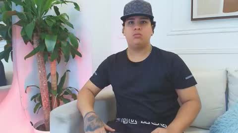 bennett_alejoo online show from 5, 12, 2025