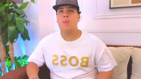 Snapshot of bennett_alejoo chatting on 28, 5, 2026 bennett_alejoo online show from 28, 5, 2026