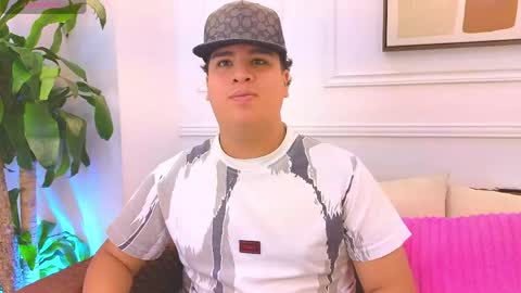 Snapshot of bennett_alejoo chatting on 29, 5, 2026 bennett_alejoo online show from 29, 5, 2026