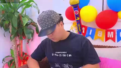 Snapshot of bennett_alejoo chatting on 25, 6, 2026 bennett_alejoo online show from 25, 6, 2026