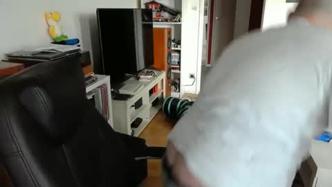 Snapshot of bennn54 chatting on 15, 2, 2025 Ben online show from 15, 2, 2025