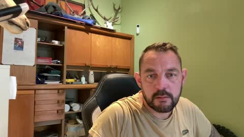 Snapshot of benochau chatting on 24, 6, 2026 benochau online show from 24, 6, 2026