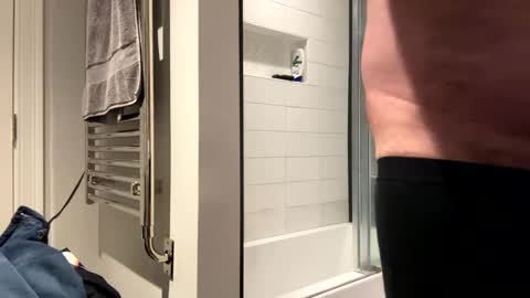 benz10001 online show from 13, 10, 2025