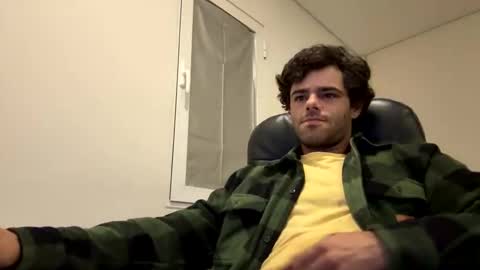 Snapshot of berltex chatting on 28, 10, 2025 Berltex online show from 28, 10, 2025