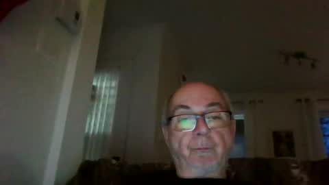 bernard1102 online show from 20, 12, 2024