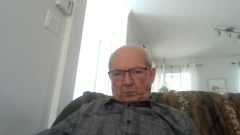 bernard1102 online show from 17, 6, 2026