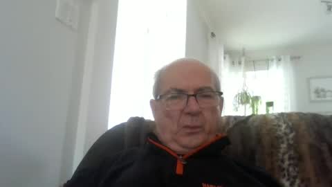 bernard1102 online show from 25, 6, 2026
