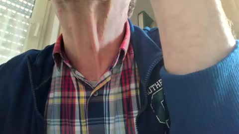 Snapshot of bernie6004 chatting on 28, 2, 2026 bernie6004 online show from 28, 2, 2026