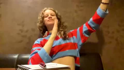 Snapshot of berniecemontell chatting on 13, 9, 2025 Sophia online show from 13, 9, 2025