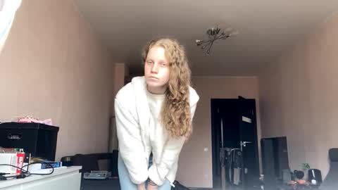 Snapshot of berniecemontell chatting on 15, 9, 2025 Sophia online show from 15, 9, 2025