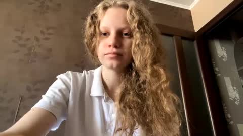 Snapshot of berniecemontell chatting on 22, 9, 2025 Sophia online show from 22, 9, 2025