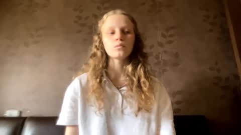 Snapshot of berniecemontell chatting on 3, 10, 2025 Sophia online show from 3, 10, 2025