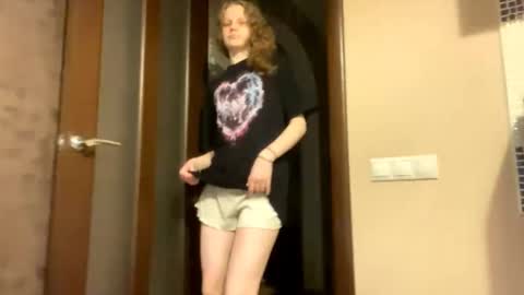 Snapshot of berniecemontell chatting on 13, 10, 2025 Sophia online show from 13, 10, 2025