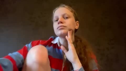 Snapshot of berniecemontell chatting on 22, 10, 2025 Sophia online show from 22, 10, 2025