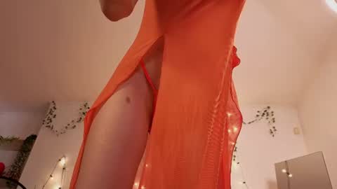 Hi Im NikaComing back online on Monday 3 online show from 29, 6, 2026