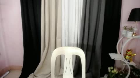 Snapshot of berry_shantal chatting on 27, 3, 2026 berry_shantal online show from 27, 3, 2026